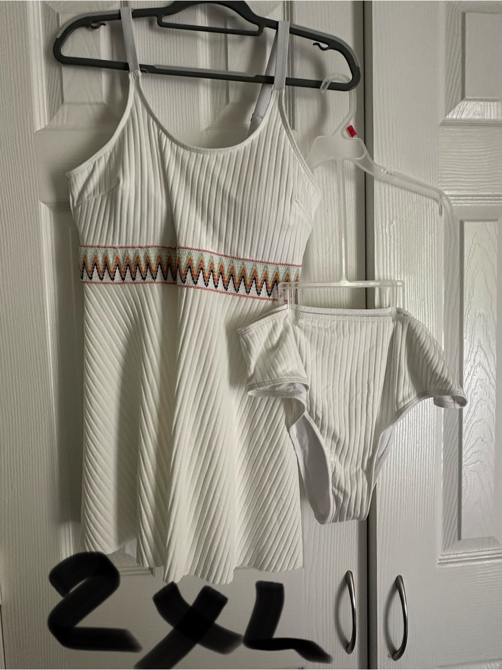 SHEIN White Ribbed Girls Swim Bodysuit with Colorful Embroidered Waist